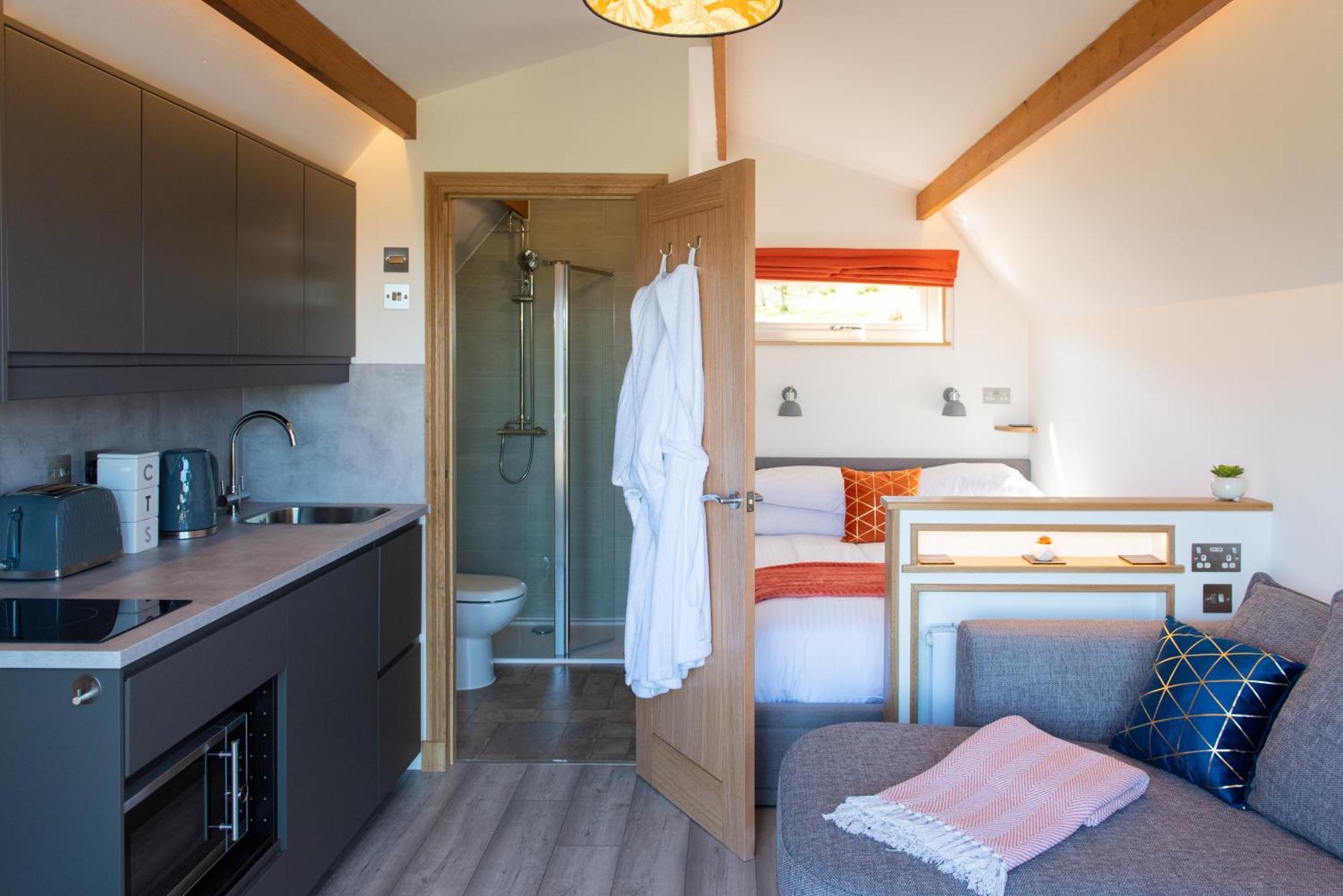 Bonnie Barns - Adults Only Luxury Lodges With Hot Tubs Лус Екстериор снимка